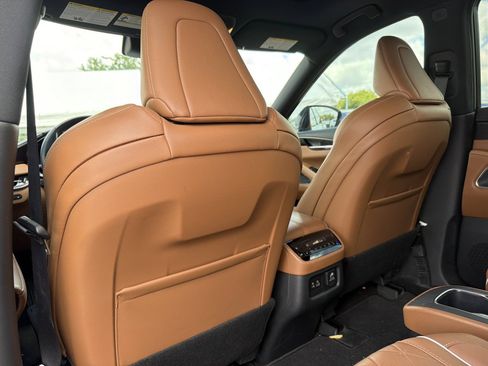 Used 2025 INFINITI QX60 Autograph w/ Cargo Package AWD/4WD image 19