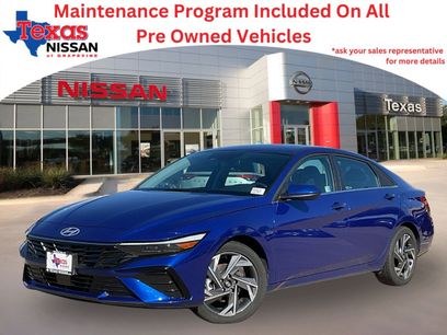 Used 2025 Hyundai Elantra SEL