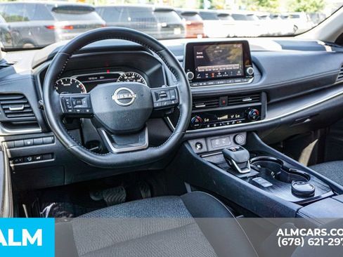 Used 2025 Nissan Rogue SV AWD/4WD image 27