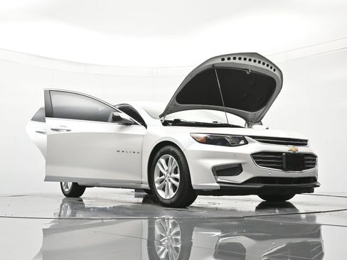 Used 2016 Chevrolet Malibu LT w/ Leather Package image 50