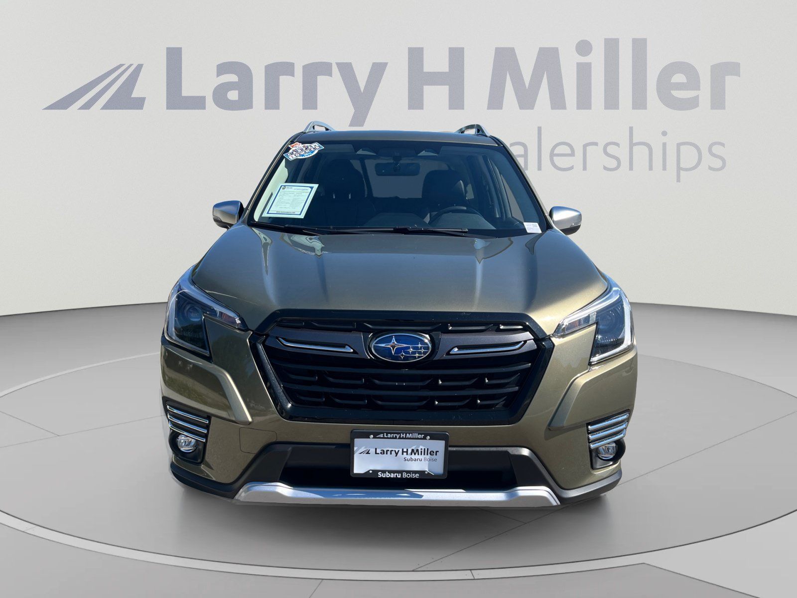 Certified 2023 Subaru Forester Touring AWD/4WD image 8