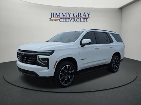 Used 2026 Chevrolet Tahoe RST w/ Sun And Tow Package AWD/4WD image 1