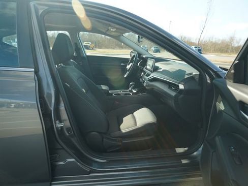 Used 2024 Nissan Altima 2.5 SV image 20