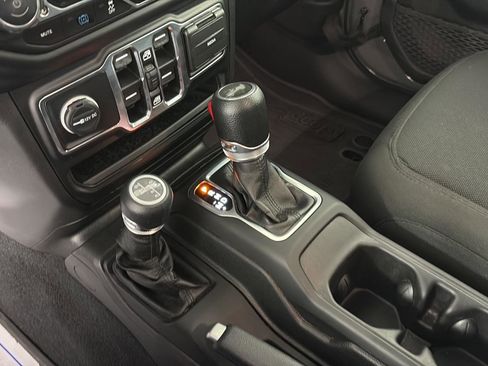 Used 2023 Jeep Wrangler Unlimited w/ Cold Weather Group AWD/4WD image 42