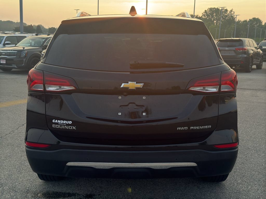 Certified 2024 Chevrolet Equinox Premier AWD/4WD image 7