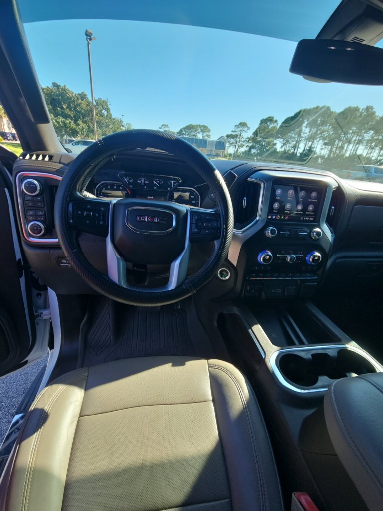 Used 2020 GMC Sierra 1500 SLT w/ SLT Premium Plus Package AWD/4WD image 31