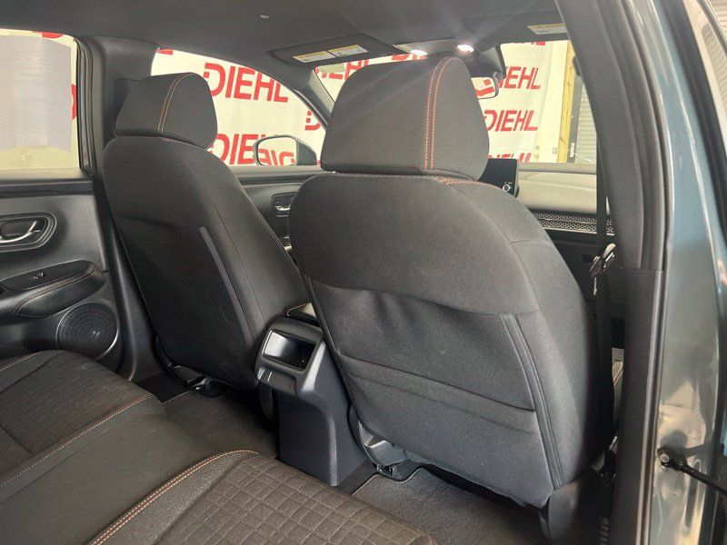 Used 2025 Honda HR-V Sport image 11