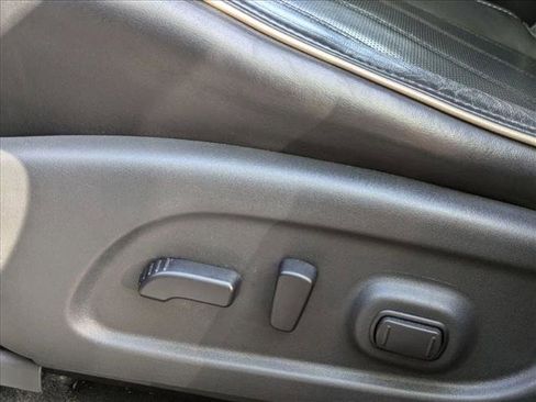 Used 2019 INFINITI QX60 Luxe w/ Essential Package image 4