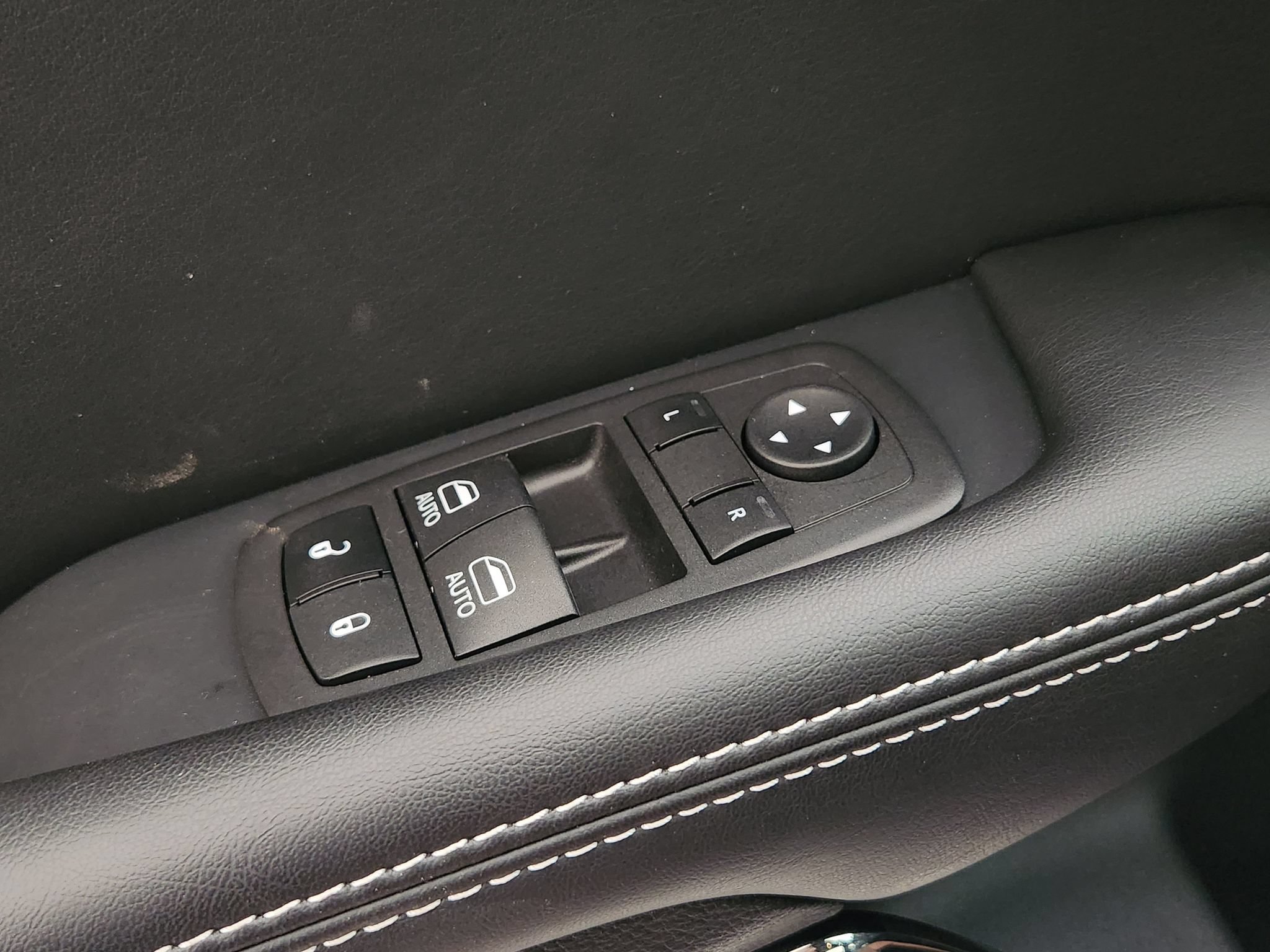 Used 2023 Dodge Challenger SRT Hellcat RWD image 24