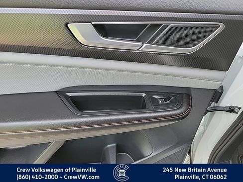 Certified 2024 Volkswagen Atlas Peak Edition SEL AWD/4WD image 49