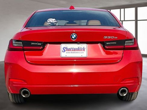 Used 2023 BMW 330e w/ Driving Assistance Package image 5