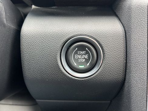 New 2026 GMC Acadia Denali w/ Super Cruise Package FWD image 34