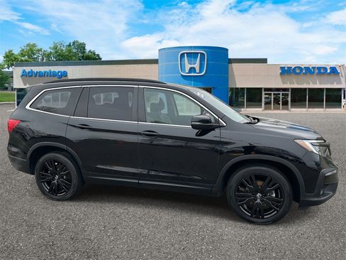 Certified 2022 Honda Pilot Special Edition image 3