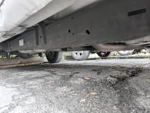 Used 2014 Chevrolet Express 2500 RWD image 35