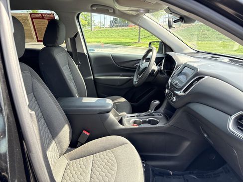 Used 2021 Chevrolet Equinox LT image 22