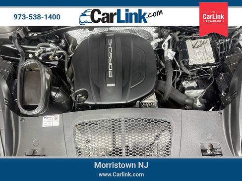 Used 2021 Porsche Macan AWD/4WD image 39