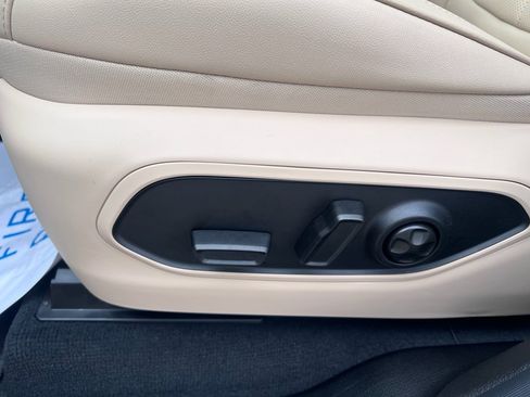 New 2026 Jeep Grand Cherokee Limited w/ Luxury Tech Group II image 21