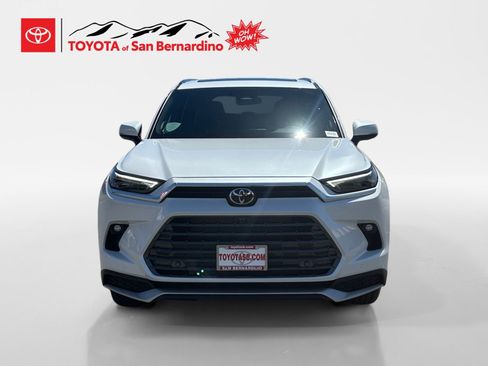 New 2026 Toyota Grand Highlander AWD Hybrid image 8