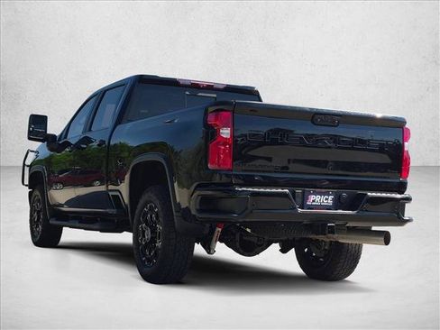 Used 2021 Chevrolet Silverado 2500 LTZ w/ LTZ Plus Package AWD/4WD image 6