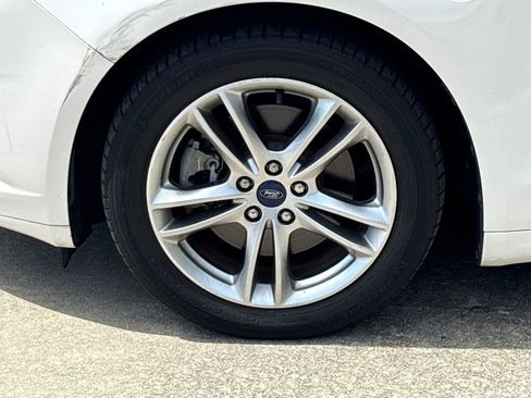 Used 2015 Ford Fusion Energi Titanium w/ Driver Assist Package FWD image 12