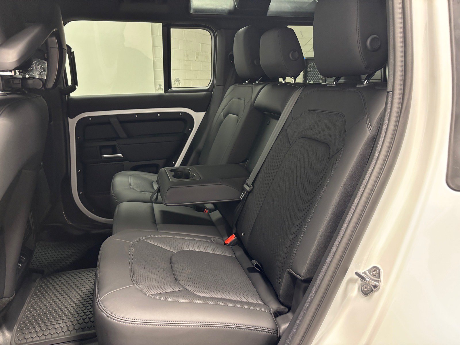 Used 2026 Land Rover Defender 110 S AWD/4WD image 26