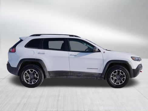 Used 2021 Jeep Cherokee Trailhawk image 8