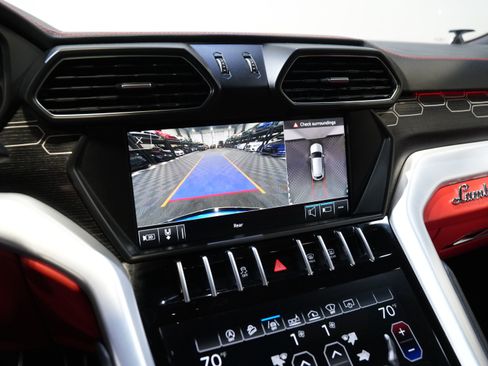 Used 2019 Lamborghini Urus AWD/4WD image 50