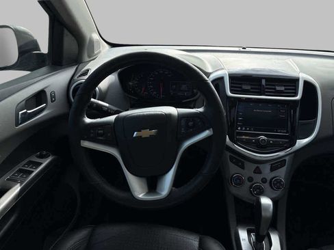 Used 2020 Chevrolet Sonic Premier image 13