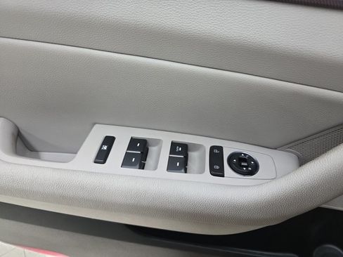 Used 2016 Hyundai Sonata Sport FWD image 26
