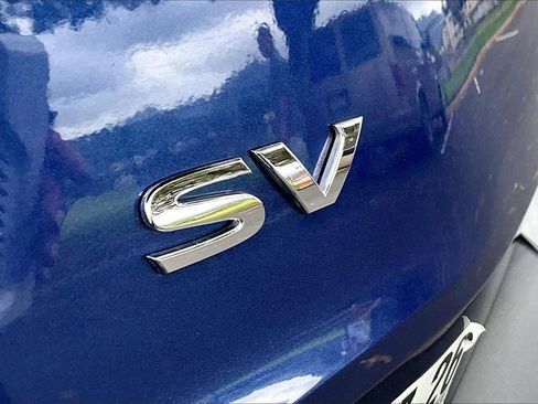 Used 2021 Nissan Rogue SV image 34