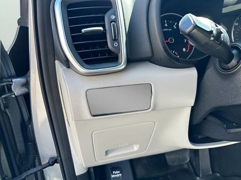 Used 2020 Kia Sportage LX AWD/4WD image 12
