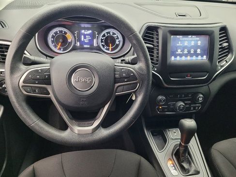 Used 2019 Jeep Cherokee Latitude w/ Popular Appearance Group image 22