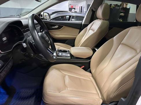 Used 2023 Audi Q8 Premium w/ Convenience Package AWD/4WD image 15