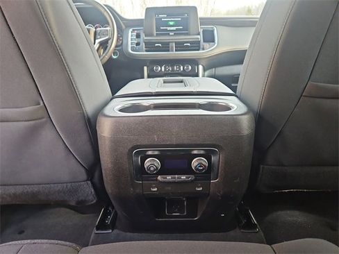 Used 2022 Chevrolet Tahoe LS image 21