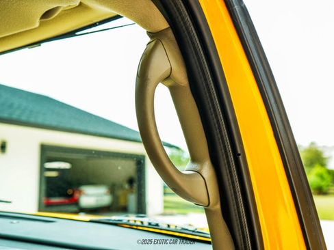 Used 2003 HUMMER H2 w/ Preferred Equipment Group image 65