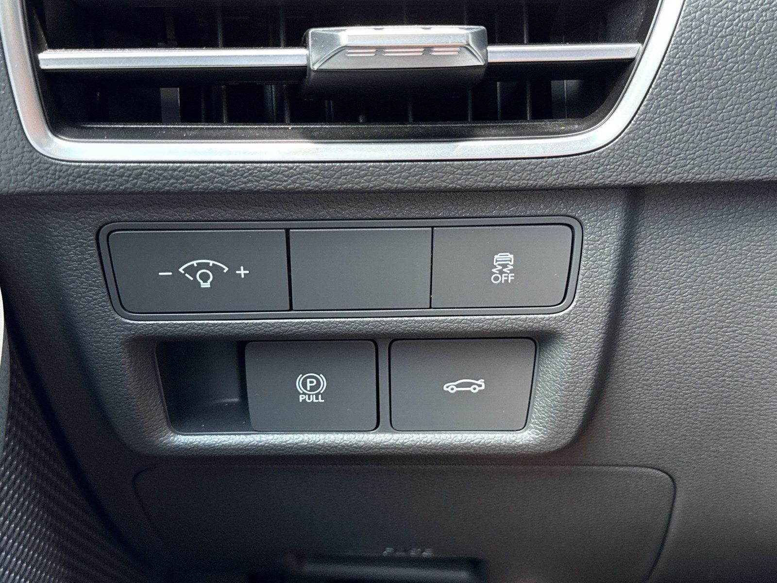 Certified 2025 Hyundai Sonata SEL FWD image 18