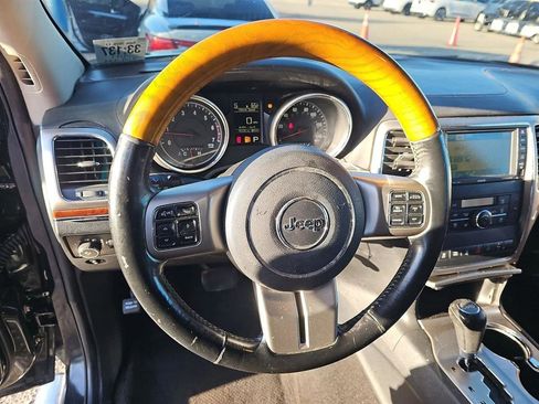 Used 2011 Jeep Grand Cherokee Overland w/ Mopar Chrome Edition Group image 16