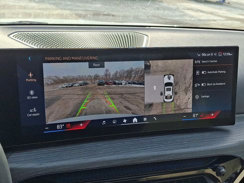 Used 2025 BMW 330i xDrive Sedan w/ M Sport Package image 19