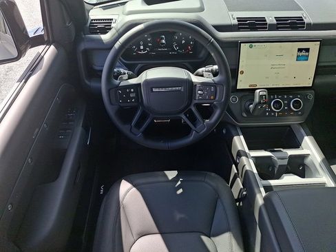 New 2026 Land Rover Defender 110 V8 AWD/4WD image 7