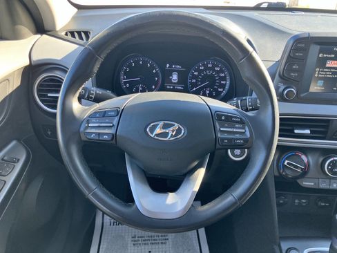 Used 2019 Hyundai Kona SEL image 17