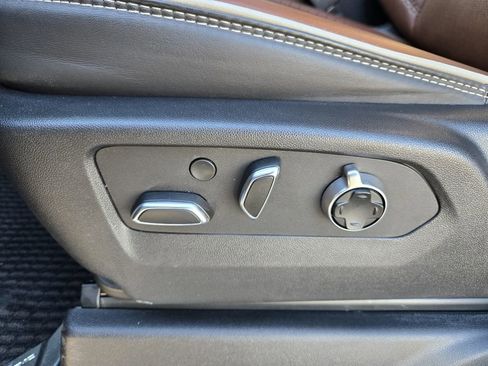 Used 2024 GMC Sierra 2500 Denali Ultimate image 16