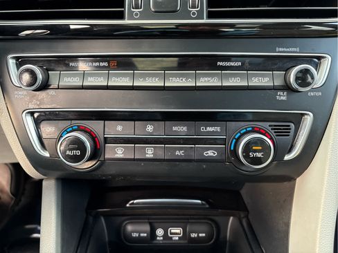 Used 2018 Kia Optima EX w/ Premium Package image 20