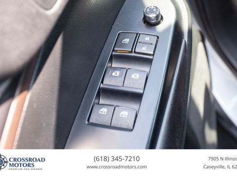 Used 2016 Toyota Highlander Plus AWD/4WD image 15