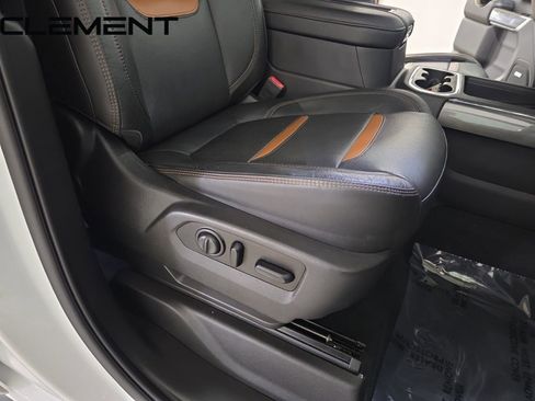 Used 2020 GMC Sierra 1500 AT4 w/ AT4 Premium Package image 39