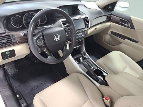 Used 2016 Honda Accord EX-L image 22