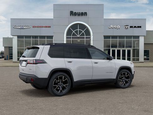 New 2026 Jeep Cherokee Overland AWD/4WD image 32