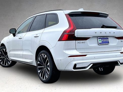 New 2026 Volvo XC60 T8 Ultra w/ Protection Package Premier image 3