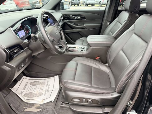 Used 2023 Chevrolet Traverse RS w/ LPO, Floor Liner Package image 14