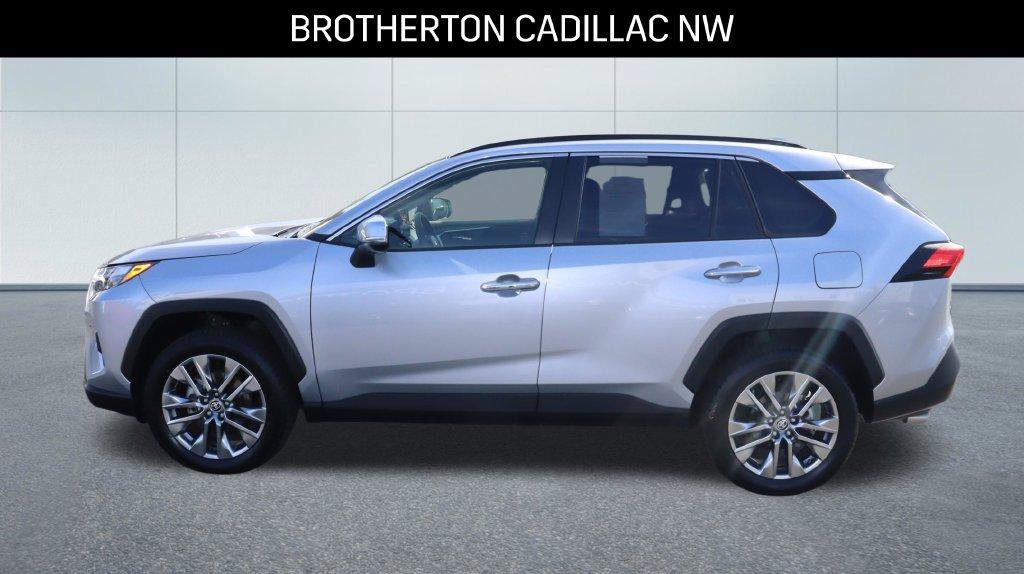 Used 2025 Toyota RAV4 Limited w/ Advanced Technology Package AWD/4WD image 2