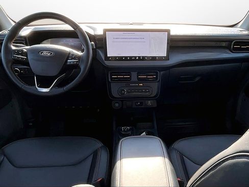 Used 2025 Ford Maverick Tremor image 14